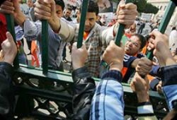 Al-Azhar Students Protest for Their Colleagues